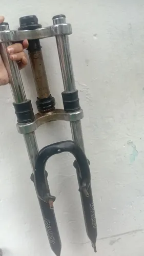 Garfo Caloi usado