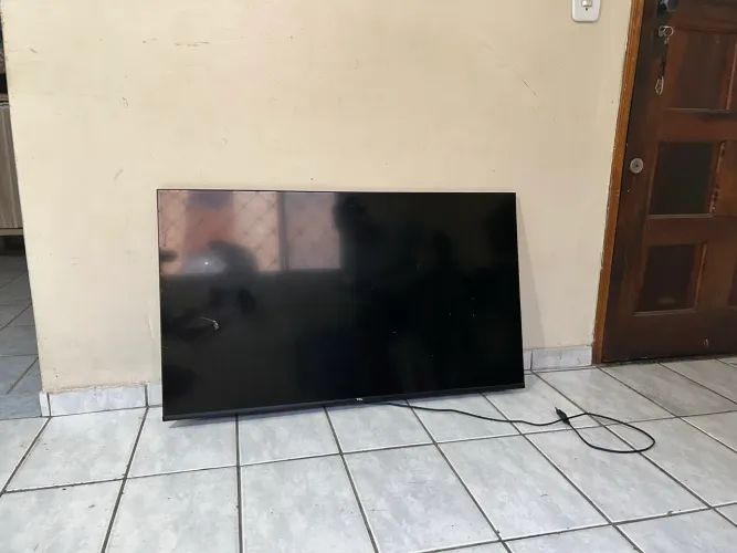 Tv TCL quebrada!!