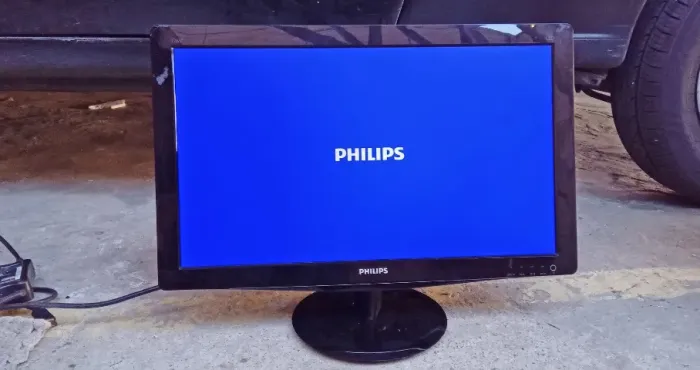 Monitor Philips 22 polegadas. Perfeito para trabalho e lazer 