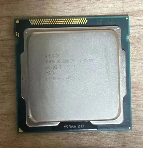 Processador i7 2600 + i5 3330 + i5 3470s