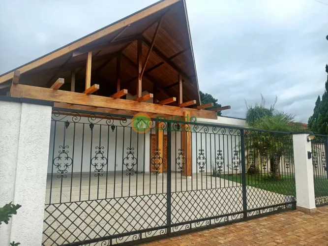 Casa à Venda, Condomínio Eldorado, Tremembé, com 3 Suítes