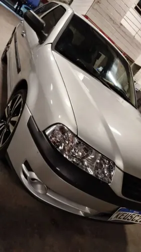 Lanternagem e pintura automotiva 