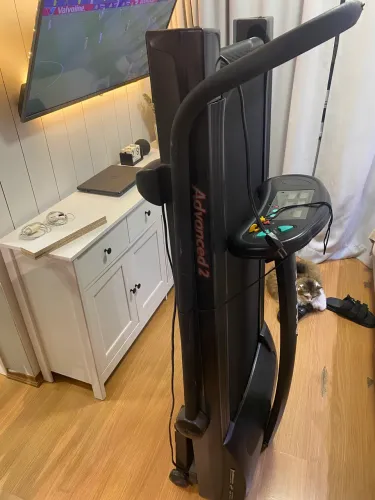 Esteira Ergométrica Dobrável Athletic Advanced 2