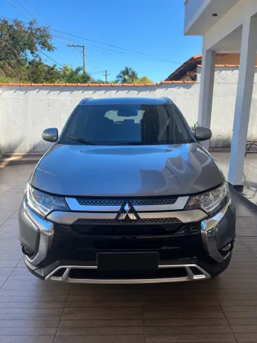 Mitsubishi Outlander HPE 2.0 16V 5P Aut. 2022