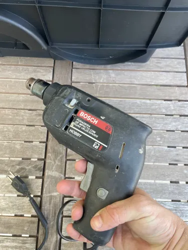 Furadeira Bosch Hobby - usada 
