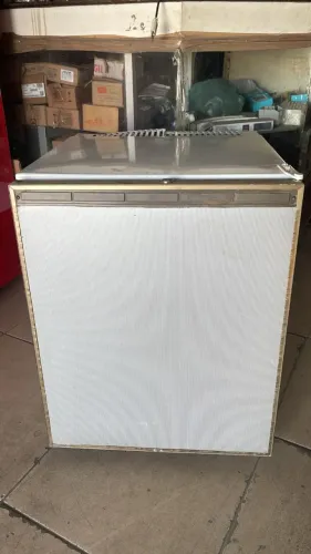 VENDO FRIGOBAR 190L