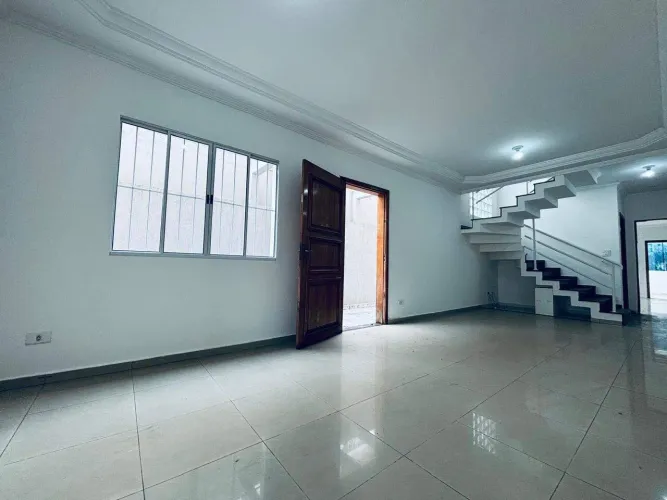 Casa residencial para aluguel com 4 quartos no Vila Yara, Osasco