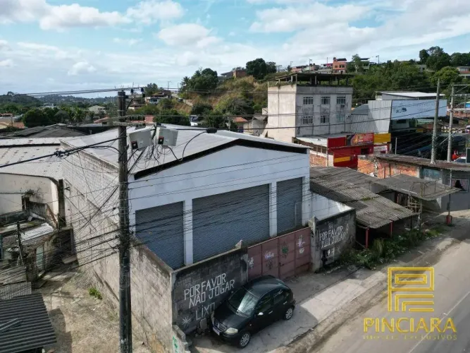 Galpão de 260 m² em Arsenal, São Gonçalo/RJ - Alugue por R$ 7.000/mês + taxas