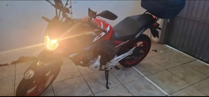 Honda CB 250 6 marchas 2020