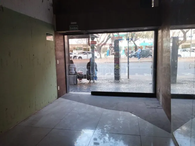 Ponto Comercial e 1 banheiro para Alugar, 78 m² por R$ 3.500/Mês
