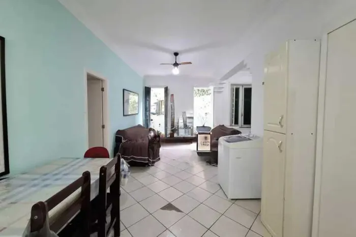 Apartamento : / Residencial / Glória