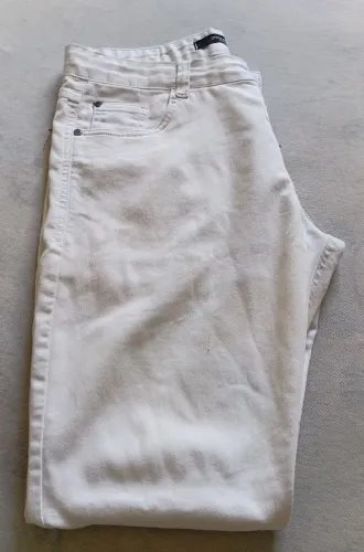 Calça jeans feminina tam 42