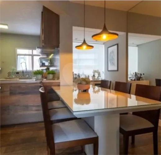 Apartamento à venda com 3 suítes no condomínio Via Veneto, São Paulo - SP