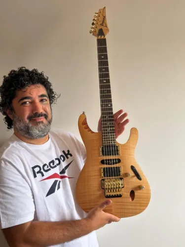 Guitarra Ibanez Herman Li Egen 8