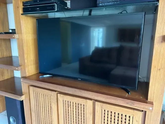 49? Samsung Smart TV LED: J5200 modelo UN49J5200AGXZD