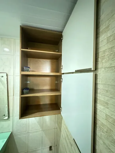 STUDIO CONFORTÁVEL E TOTALMENTE MOBILIADO