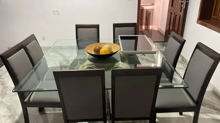 Mesa de 8 lugares quadrada 1,60 X 1,60