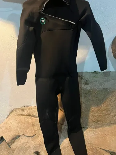 Long John VISSLA 3.2 COM CHEST ZIP e apenas 20 usos