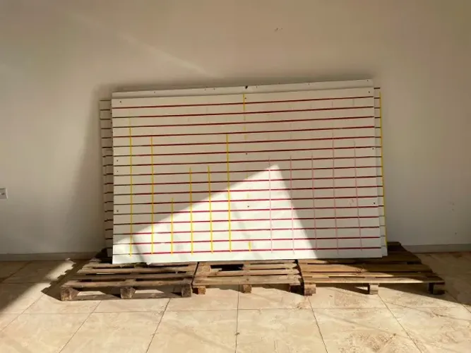 **Painel Canaletado MDF 1,73x2,75m | Painel Expositor de Parede | MDF | Loja, Comércio, Vi