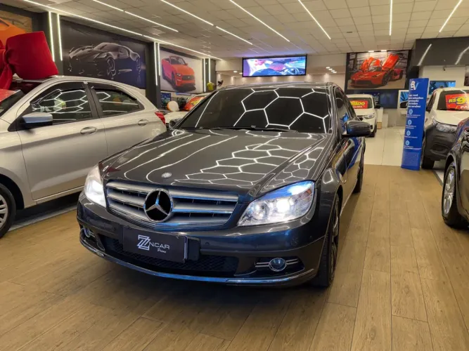 Mercedes-Benz C-200 CGI Avantgarde 1.8 16V 184cv Aut. 2011