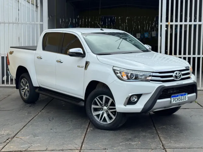 Toyota Hilux CD SRX 4X4 2.8 TDI 16V Diesel Aut. 2018