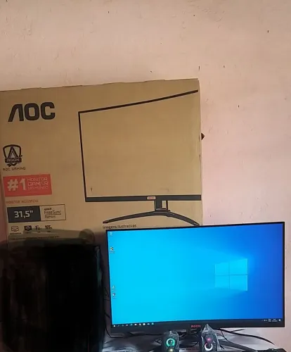 Monitor gamer 31.5 polegadas semi-novo garantia extendida