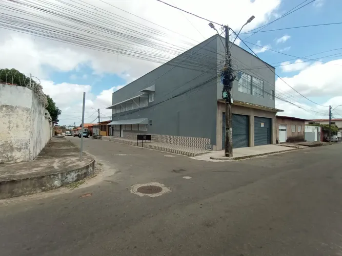 Ponto comercial novo no maiobão na rua 108