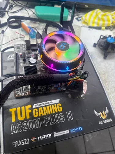 Kit placa mãe 1155 + processador i5 2 geração + pente 8gb ram + cooler rgb 290,00