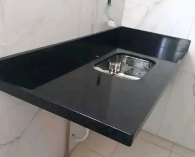 Pia em mármore ou granito