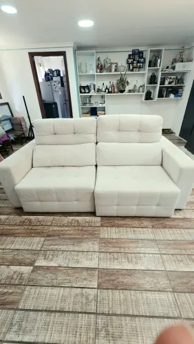 Sofá novinho ...