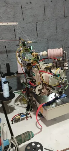 Máquina de Costura Industrial Galoneira Eletrônica Yamato