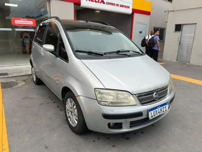 Fiat Idea HLX 1.8 MPI Flex 8V 5P 2006