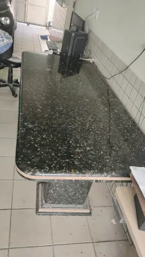 Mesa de mármore 2 metros