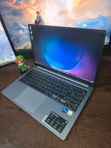 Notebook Samsung Galaxy book 4 - i5 - 8gb ram - ssd nvme 256gb