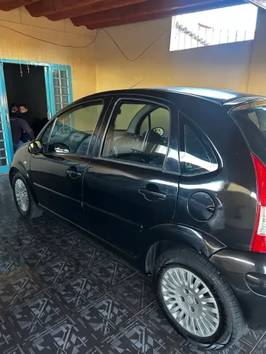 Citroen C3 GLX 1.4/ GLX Sonora 1.4 Flex 8V 5P 2011