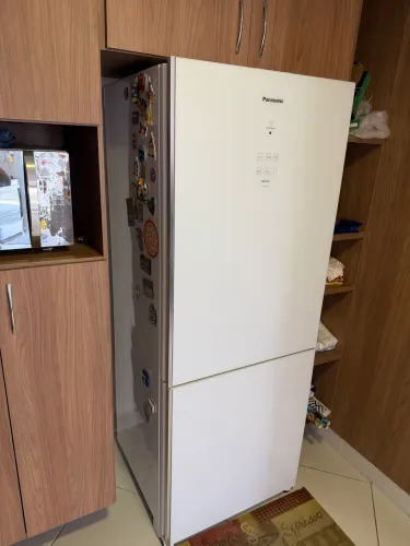 Geladeira Panasonic Inverse White Glass 220v NR-BB53GV3WB