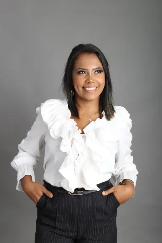 Sou maquiadora atendo a domicílio em Salvador/ Brotas e região 