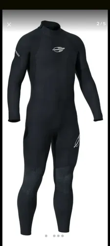 Roupa de borracha pra surf