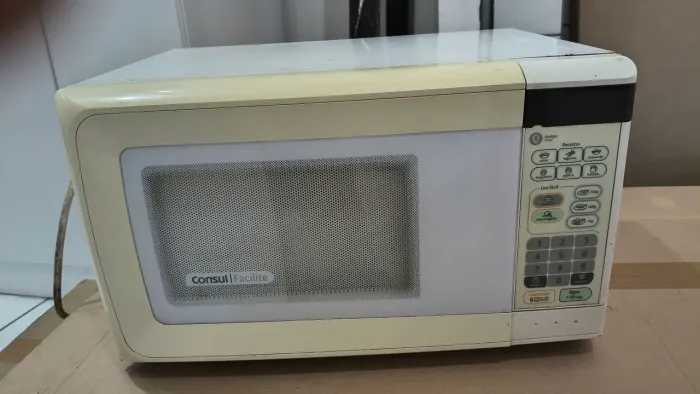 Forno microondas usado