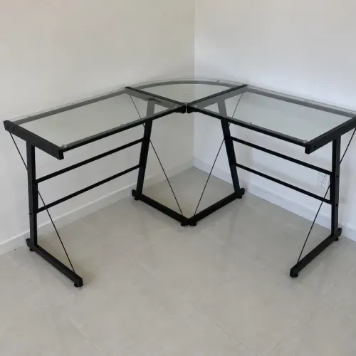 Mesa de Escritório em L com Tampo de Vidro