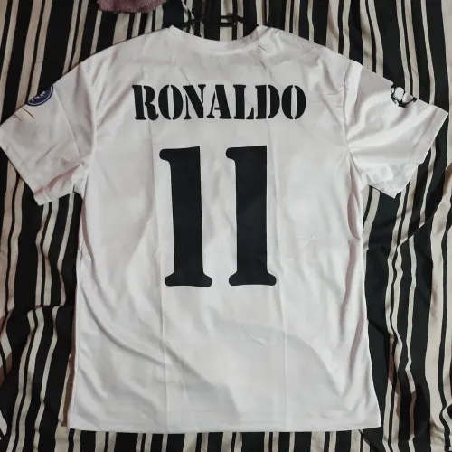 Camisa retro Real Madrid