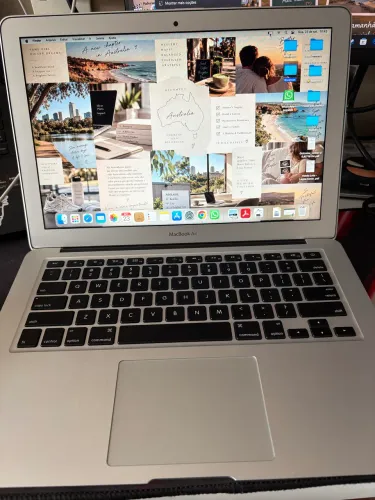 MacBook Air 13 Early 2015, i5, 8 GB RAM e SSD de 128 GB