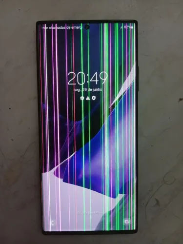Telefone celular galaxy note20 5 g esta com defeito,  o botão de ligar caiu!