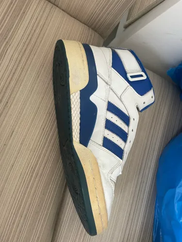 Tênis adidas cano alto !!!