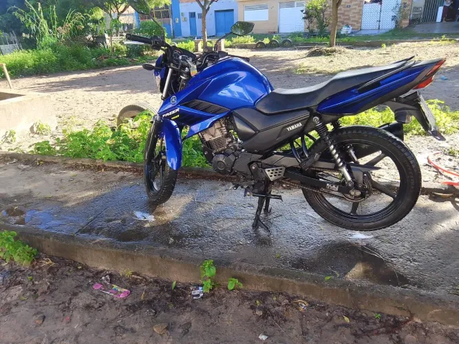 Moto Fazzer ano 2023 