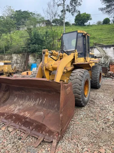 Pá carregadeira caterpillar 938F