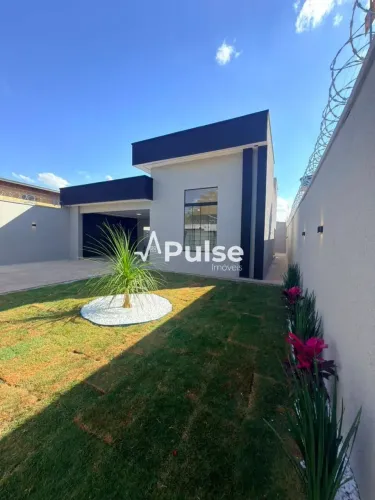 Casa à venda | Sozinha no lote | Região Noroeste de Goiânia
