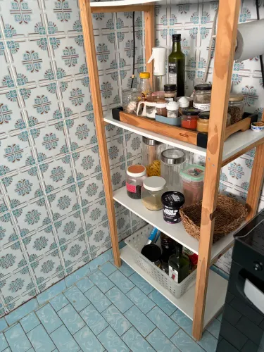 Estante em madeira