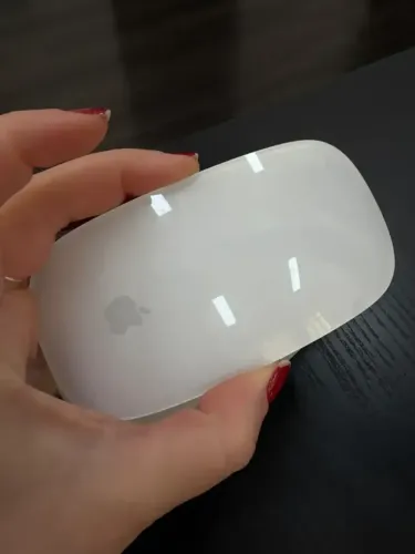 Apple Magic Mouse A1657 Mk2e3zm/a Branco (perfeito estado, aberto e não usado)
