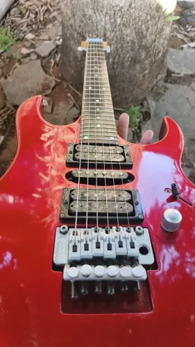 Guitarra Tagima Superstrato T6 (Usado)